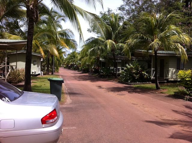 028_accom