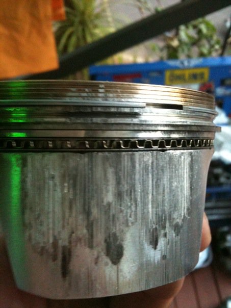 smitty_piston